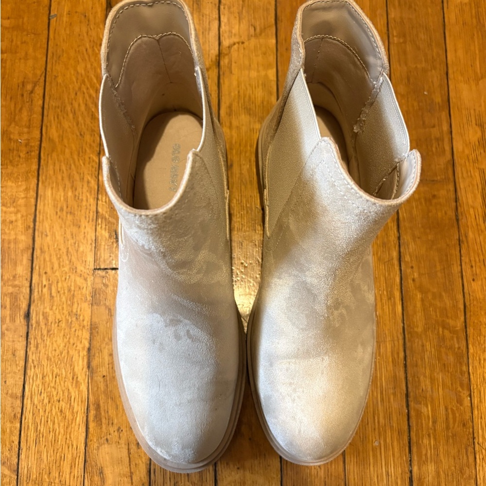 Old Navy Cream Ankle Booties
